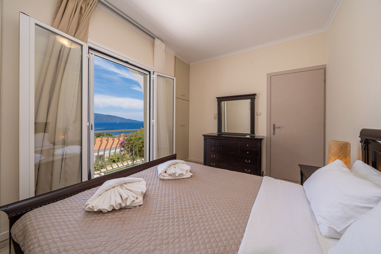 Kefalonia Studios and Apartments - Kefalonia Studios Agia Efimia - Makis Apartments Agia Efimia Kefalonia - Kefalonia Hotel Agia Efimia - Hotels in Agia Efimia Kefalonia